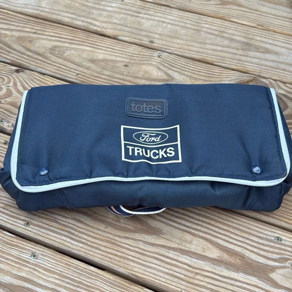 totes brand ford
